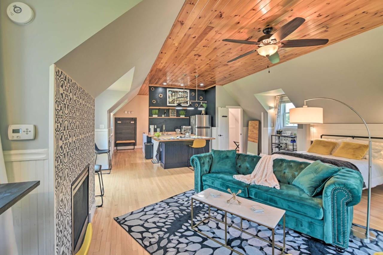 Stylish Studio With Fireplace About 3 Mi From Dtwn! Saratoga Springs Exterior photo