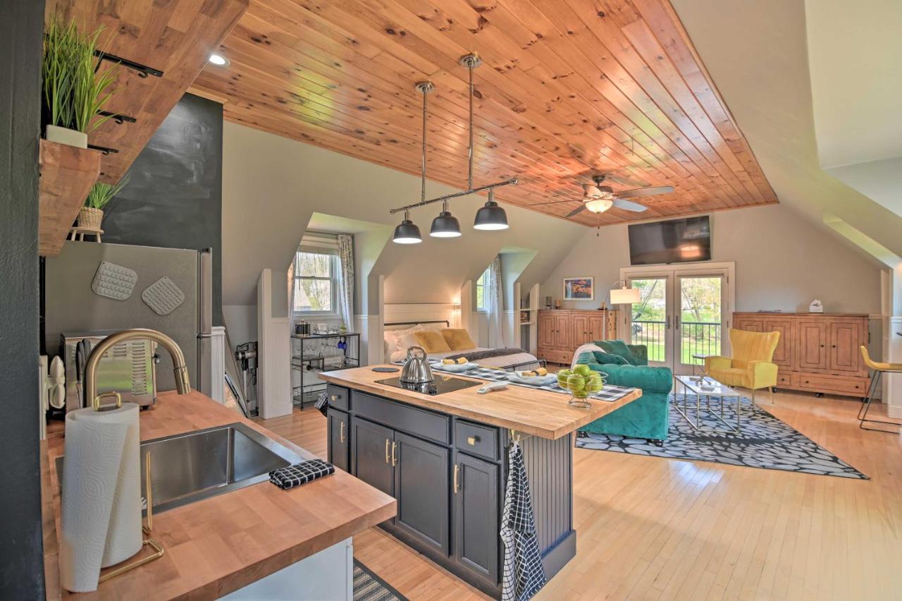 Stylish Studio With Fireplace About 3 Mi From Dtwn! Saratoga Springs Exterior photo